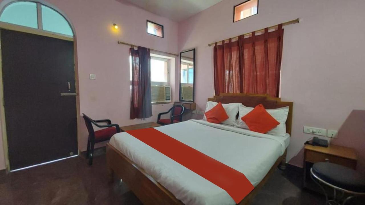 Hotel Planet9 Puri Official Экстерьер фото