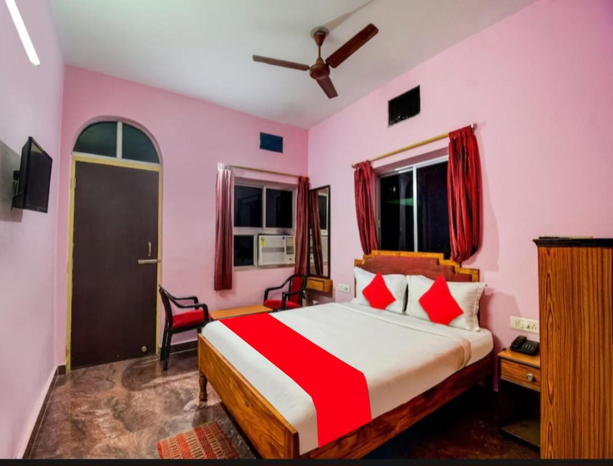 Hotel Planet9 Puri Official Экстерьер фото
