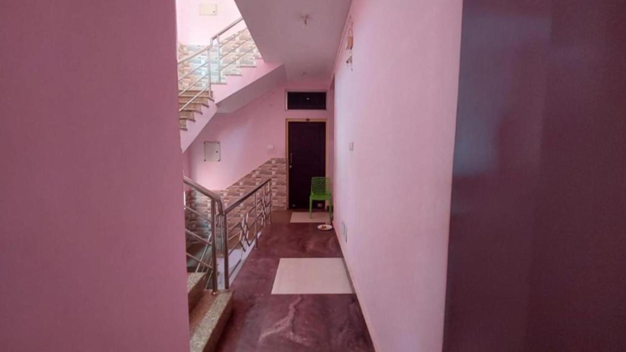 Hotel Planet9 Puri Official Экстерьер фото
